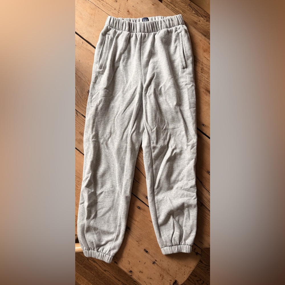 Gap XS Grey Jogging Pants